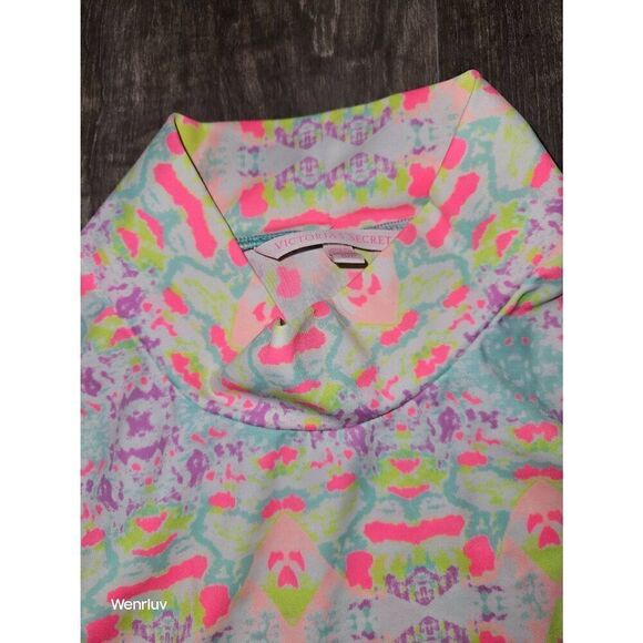 Victoria Secret Swim top - Picture 3 of 3